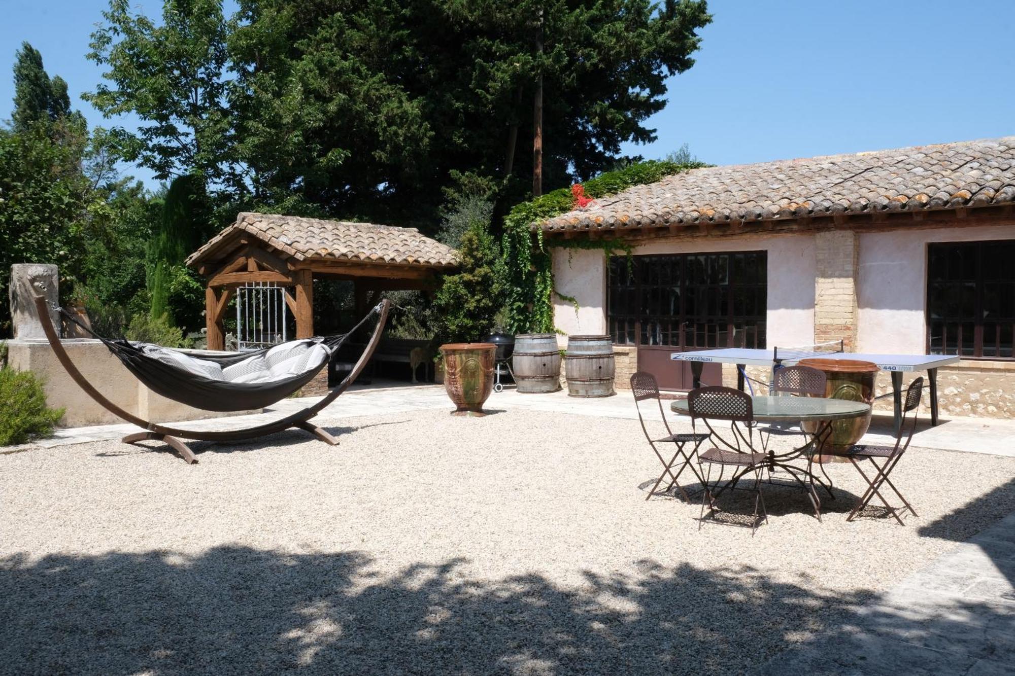 Typical Provencal Farm House Close To L'Isle Sur La Sorgue - 12 Persons Cavaillon Exterior photo